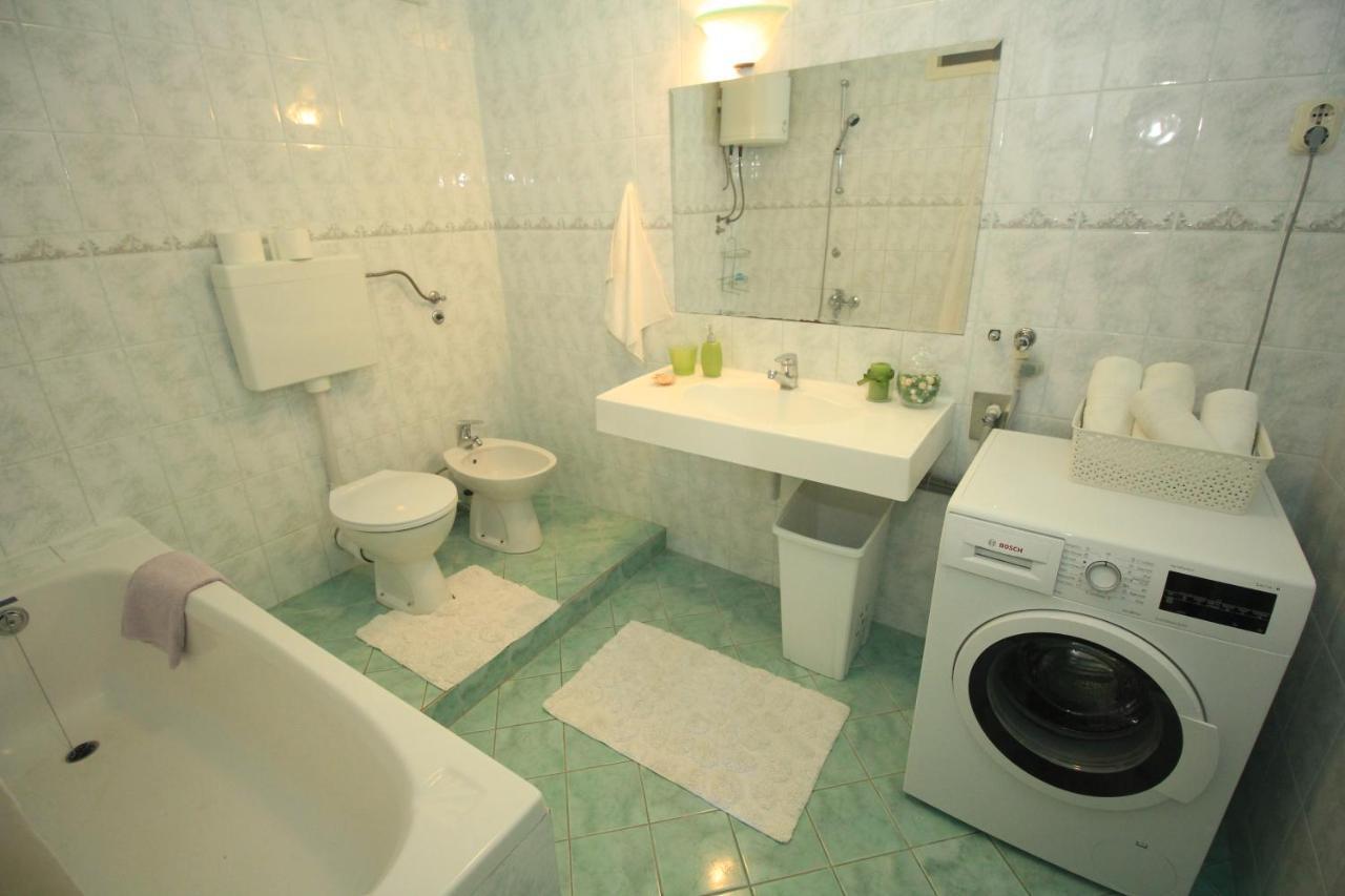 Apartman Lavender Каштела Экстерьер фото